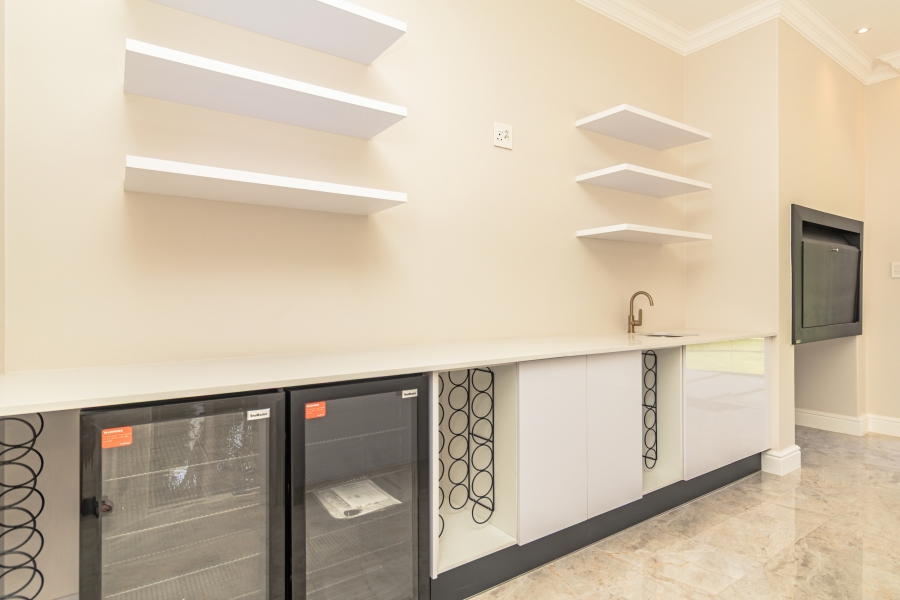 4 Bedroom Property for Sale in Fernridge Western Cape